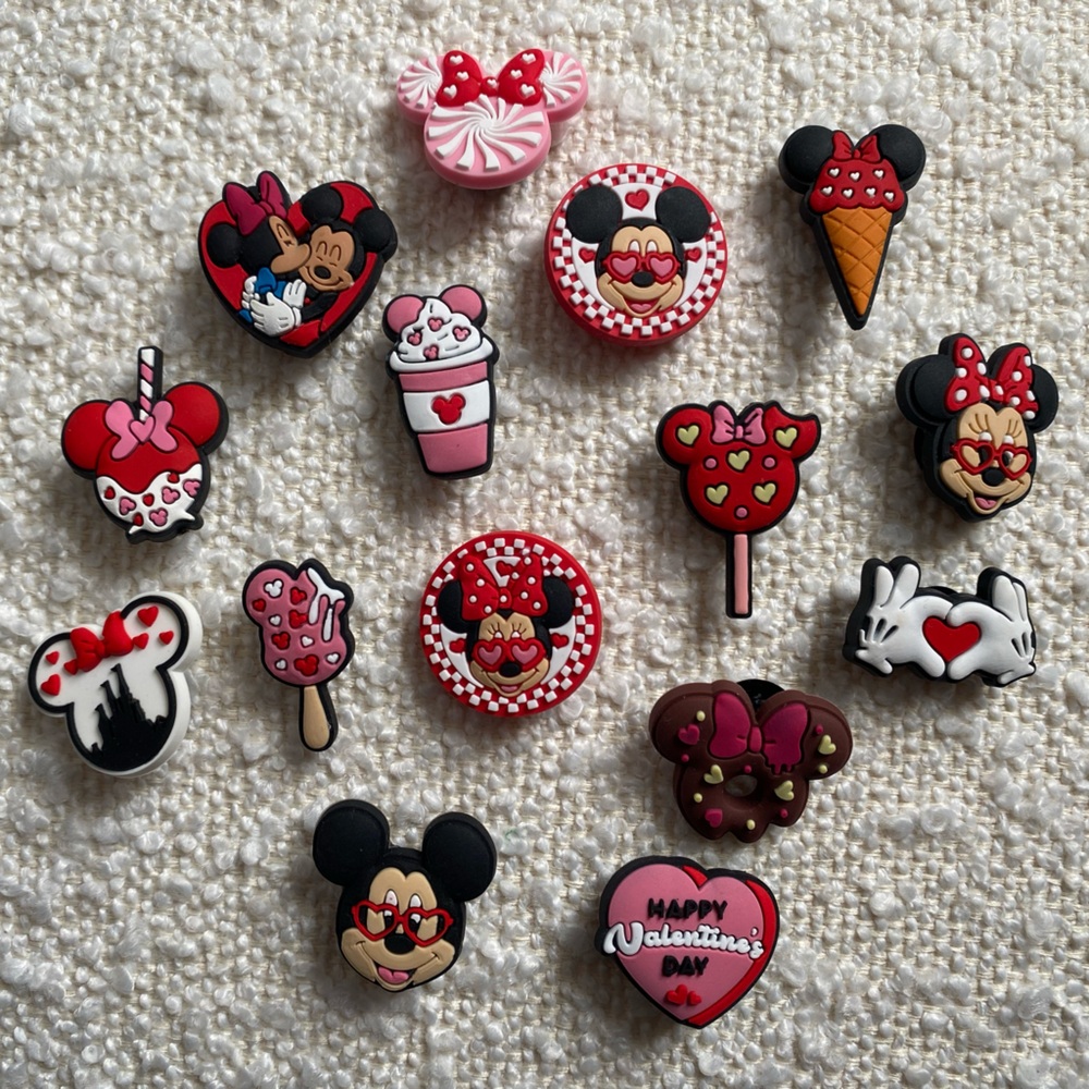15pc Valentine’s day Minnie Mickey Mouse Crocs Shoe Charms Jibbits sweet treats
